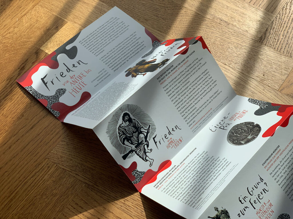 Faltblatt im Ausstellungsdesign