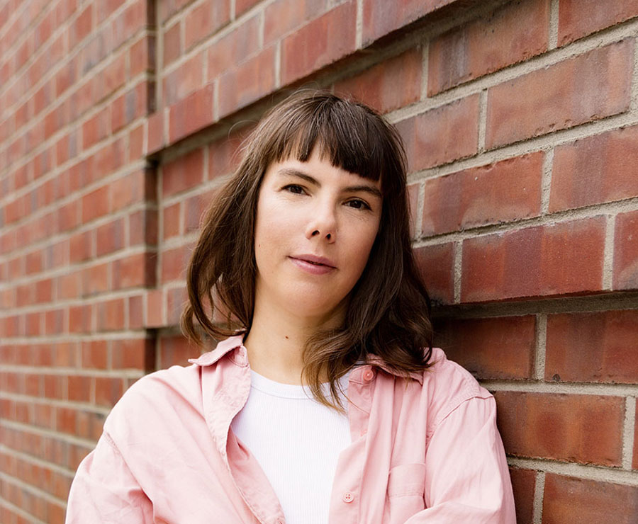 Porträt Tina Strube, Infografikerin und Grafikdesignerin Berlin